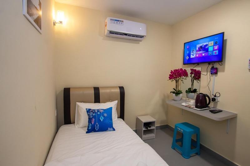 Southern Tip Hotel Pontian Kecil Exterior foto