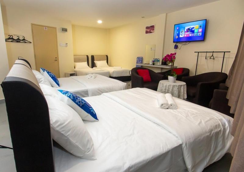 Southern Tip Hotel Pontian Kecil Exterior foto